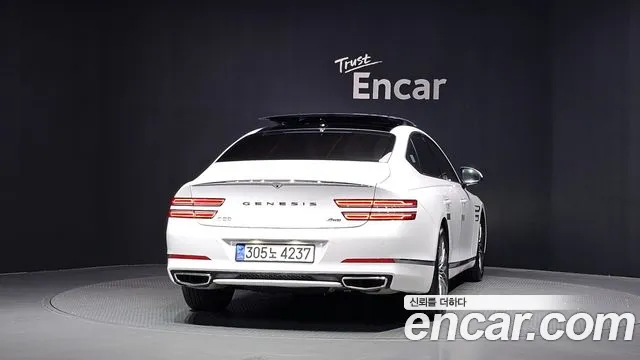Genesis G80 Бензин 2.5 турбо AWD — Фото автомобиля 4