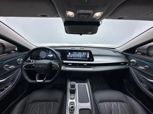 Chery Arrizo 8 — Фото автомобиля 4
