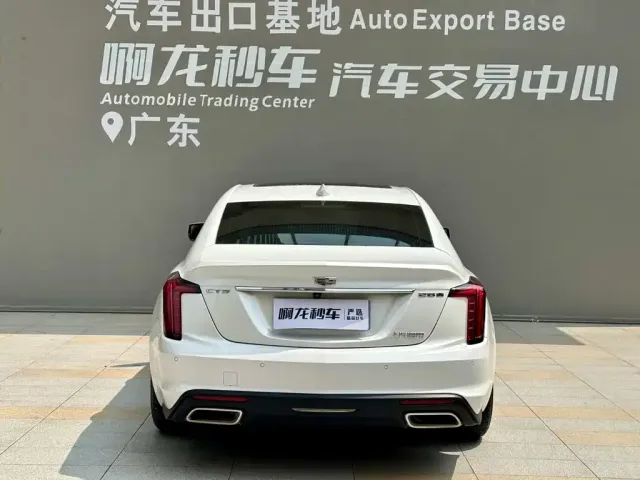 Cadillac CT5 — Фото автомобиля 4