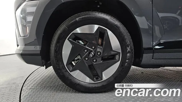 Hyundai Kona SX2 — Фото автомобиля 5