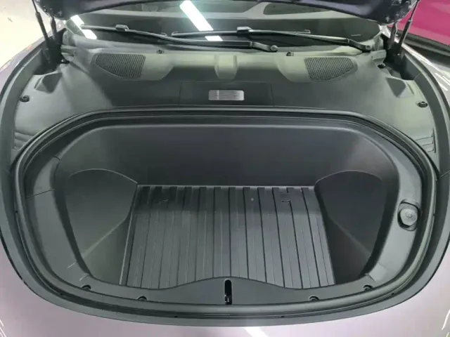 Xiaomi SU7 — Фото автомобиля 19