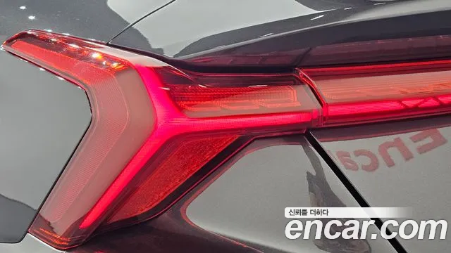 Kia K8 — Фото автомобиля 8