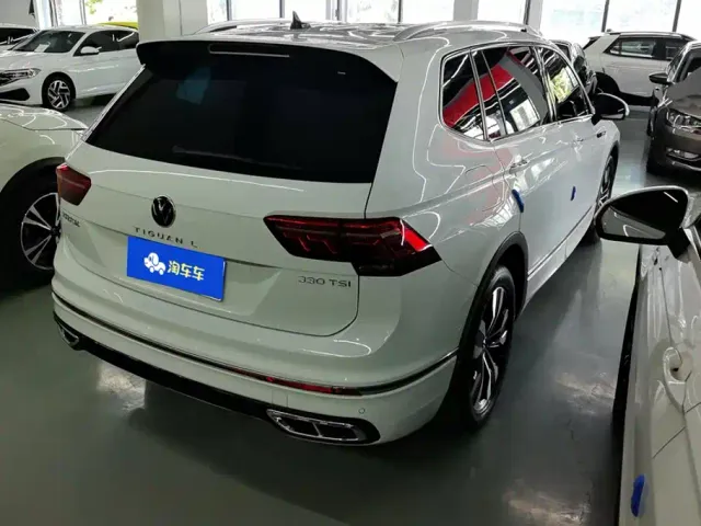 Volkswagen Tiguan L — Фото автомобиля 3