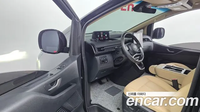 Hyundai Staria Staria Tourer 11 мест — Фото автомобиля 7