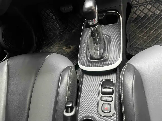 Roewe Clever — Фото автомобиля 8