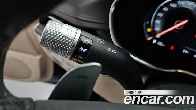 Genesis G80 Бензин 3.5 турбо AWD — Фото автомобиля 15