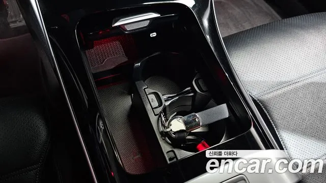 Mercedes-Benz C-Class — Фото автомобиля 25