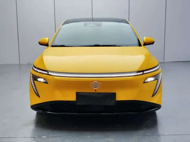 Nissan N7 — Фото автомобиля 6
