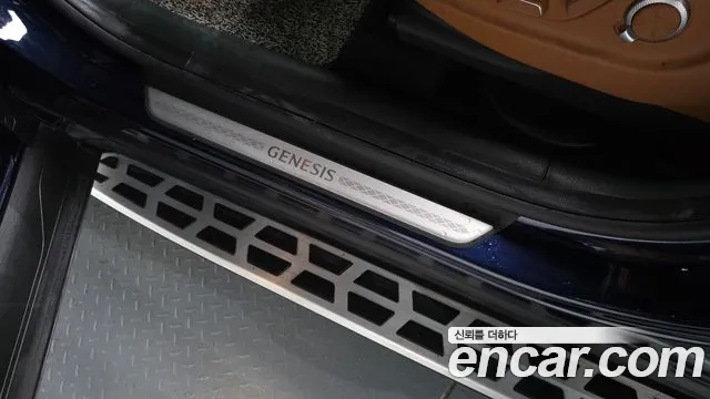 Genesis GV80 — Фото автомобиля 25