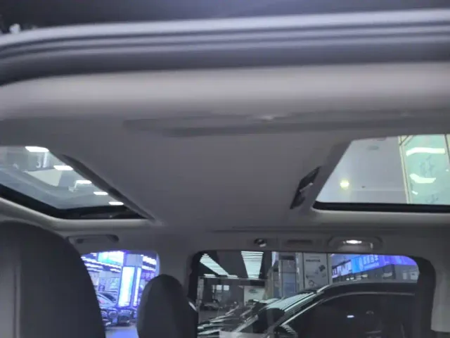 GAC Trumpchi M8 — Фото автомобиля 17