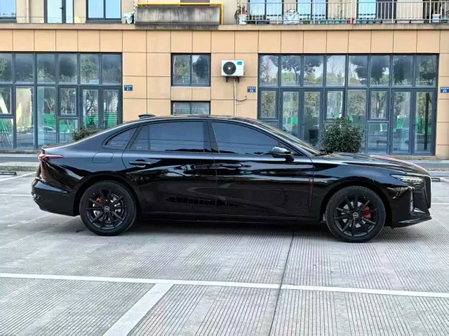 Hongqi H5 — Фото автомобиля 3
