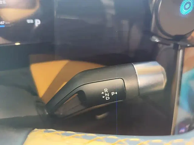 Geely Galaxy L7 — Фото автомобиля 13