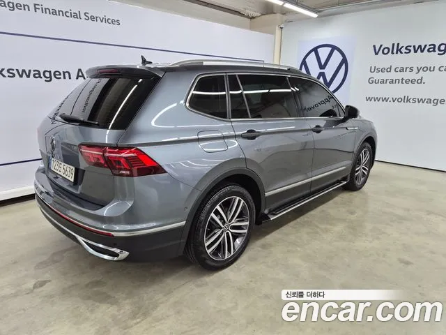 Volkswagen Tiguan — Фото автомобиля 2