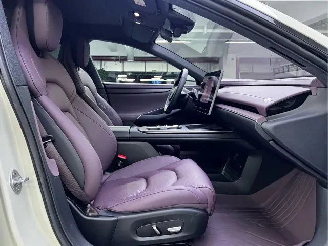 Xiaomi SU7 — Фото автомобиля 4