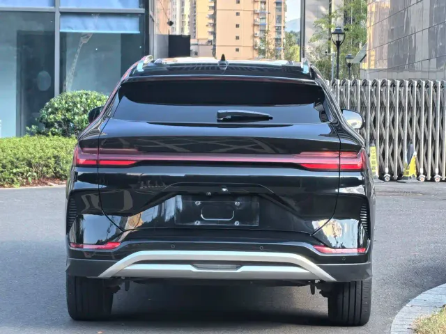 BYD Song PLUS — Фото автомобиля 3
