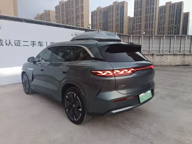 BYD Tang L — Фото автомобиля 18