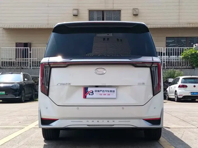 GAC Trumpchi M8 — Фото автомобиля 7