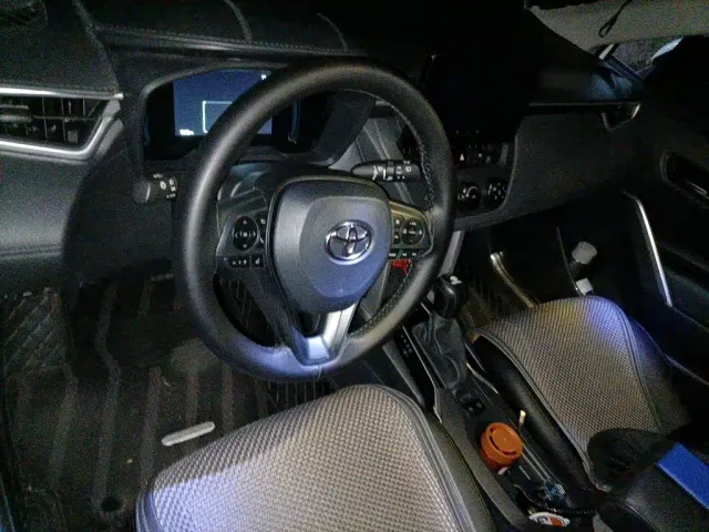 Toyota Corolla Cross — Фото автомобиля 12