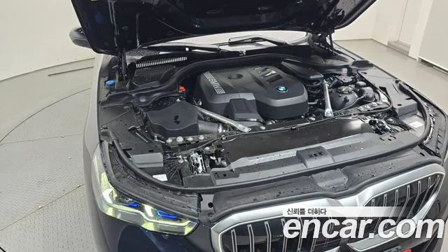 BMW 5-Series — Фото автомобиля 6