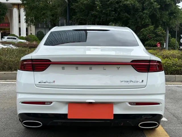 Geely Xingrui — Фото автомобиля 5