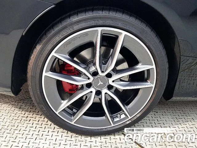 Mercedes-Benz C-Class — Фото автомобиля 5