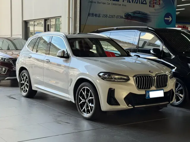 BMW X3 — Фото автомобиля 3