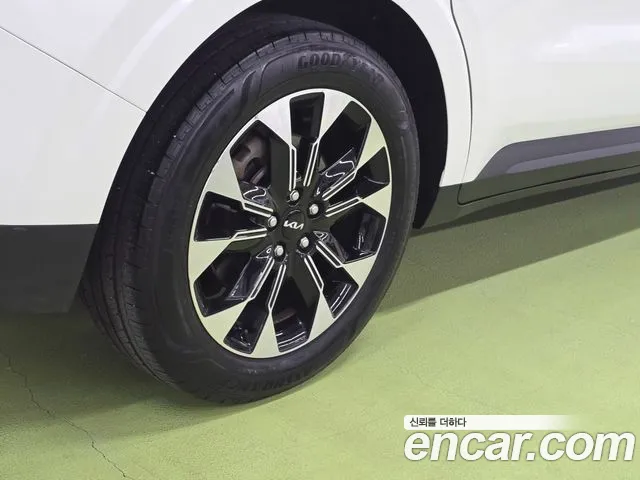 Kia Canival Carnival 4 поколение Бензин 9 мест Prestige — Фото автомобиля 12