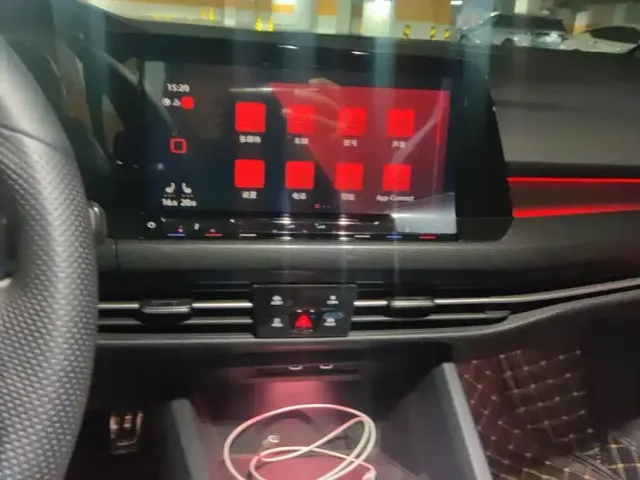 Volkswagen Golf GTI 2021 380TSI DSG GTI — Фото автомобиля 13