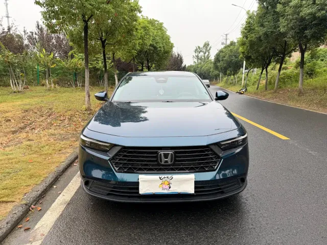 Honda Accord — Фото автомобиля 2