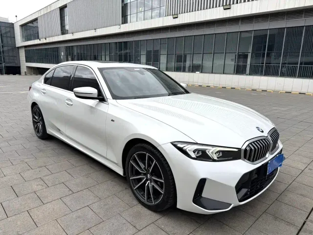 BMW 3 Series — Фото автомобиля 3