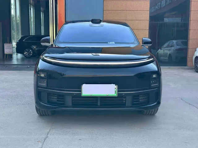 Li Auto L7 — Фото автомобиля 2
