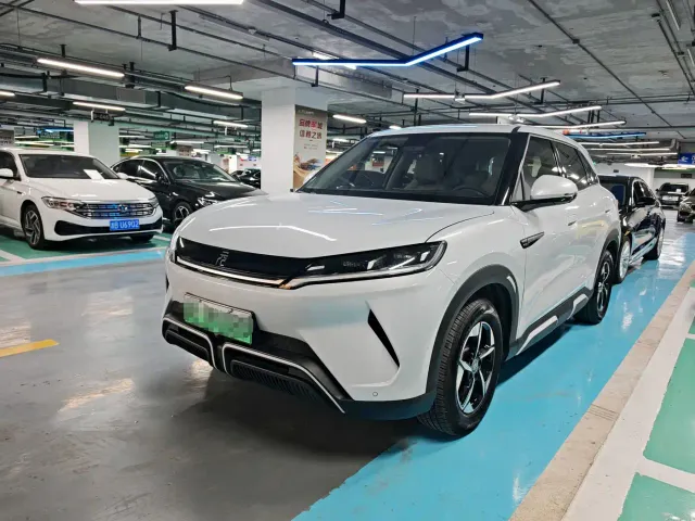 Фотография автомобиля — BYD Yuan UP