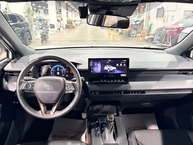 Toyota Corolla Cross — Фото автомобиля 11