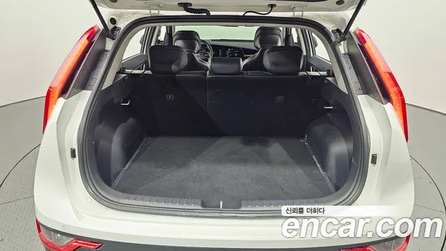 Kia Niro The All New — Фото автомобиля 20