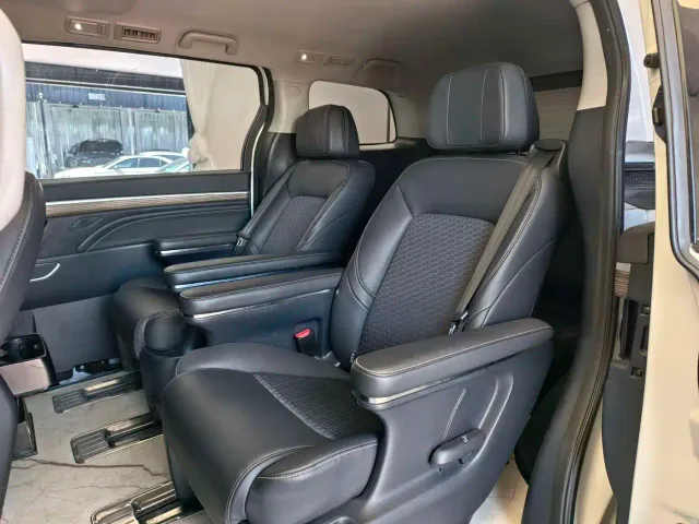 GAC Trumpchi M8 — Фото автомобиля 19