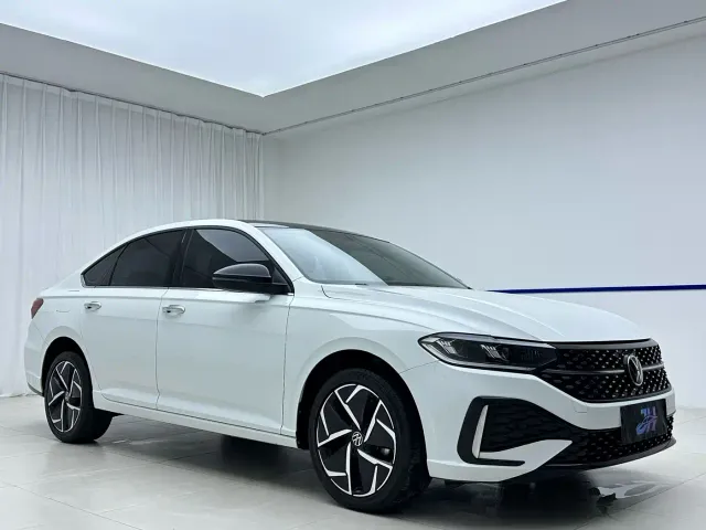 Volkswagen Lavida — Фото автомобиля 3