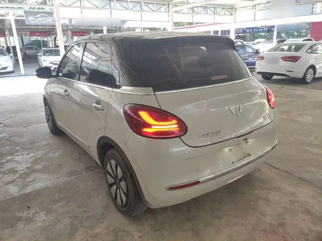 Wuling Bingo — Фото автомобиля 4