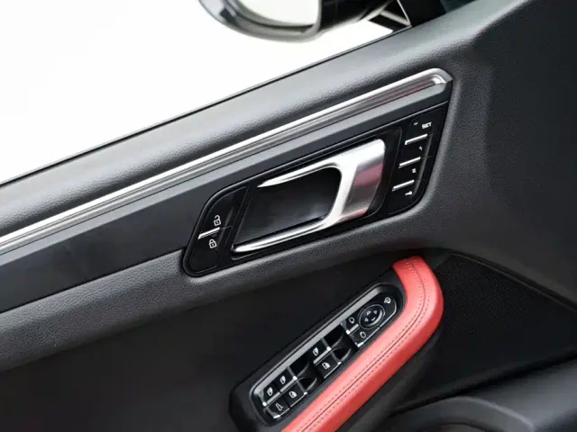 Porsche Macan — Фото автомобиля 15
