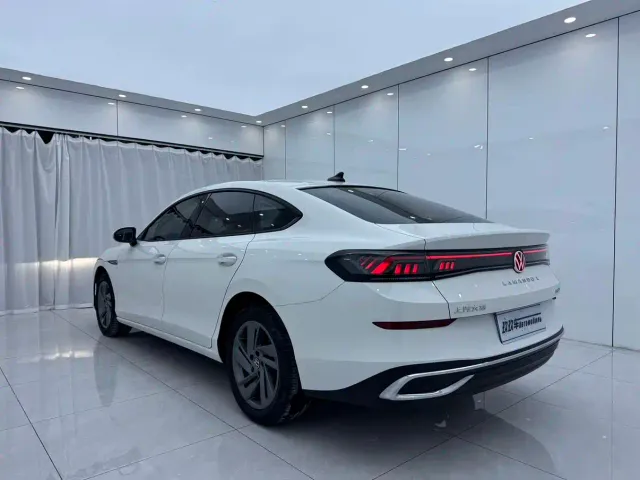 Volkswagen Lamando — Фото автомобиля 6