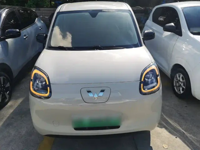 Wuling Hongguang Mini EV — Фото автомобиля 2