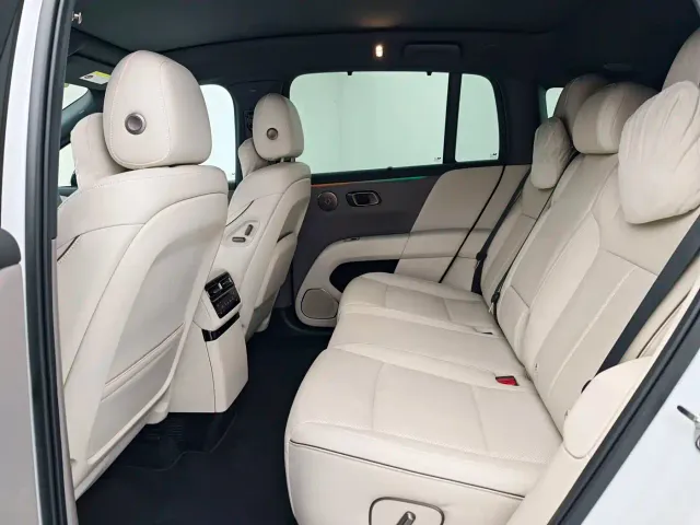 Li Auto i6 — Фото автомобиля 6