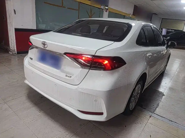 Toyota Corolla — Фото автомобиля 6