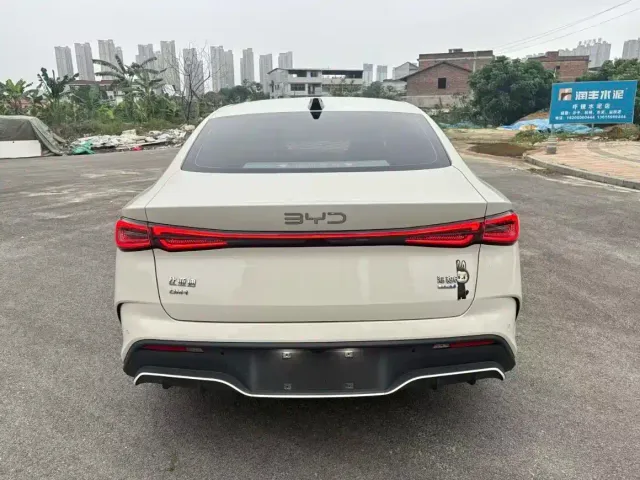 BYD Seal 06 — Фото автомобиля 8
