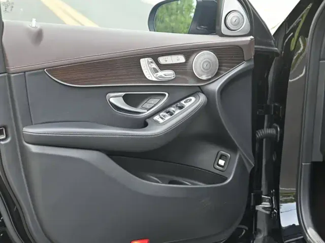 Mercedes-Benz GLC-Class — Фото автомобиля 13