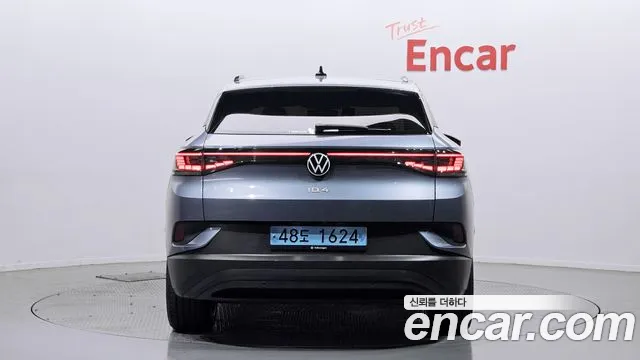Volkswagen ID.4 — Фото автомобиля 4
