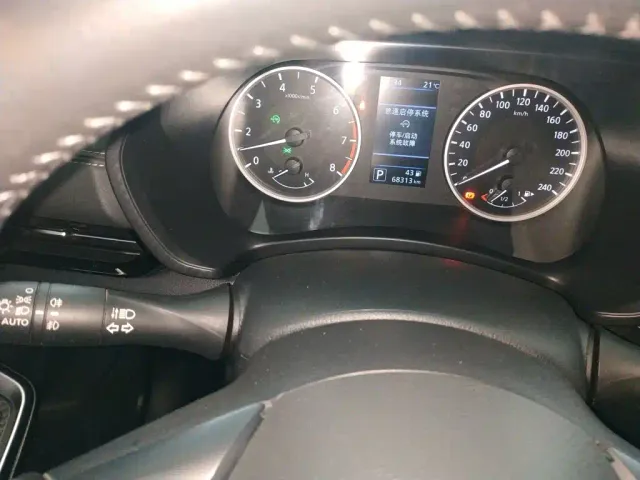 Nissan Sylphy — Фото автомобиля 11