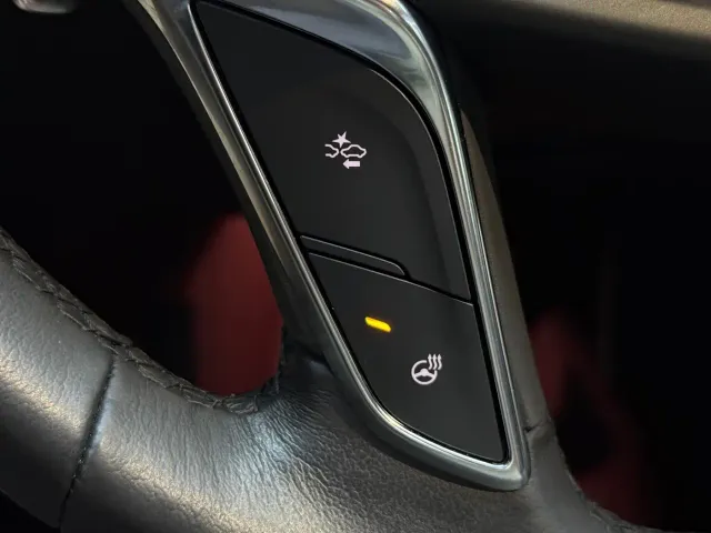 Cadillac XT5 — Фото автомобиля 13