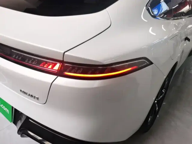 Dongfeng eπ 007 — Фото автомобиля 7