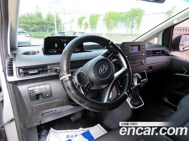 Hyundai Staria — Фото автомобиля 7