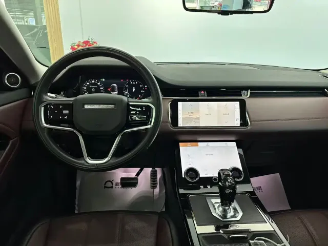 Land Rover Range Rover Evoque 2021 Range Rover Evoque L 249PS R-Dynamic First Edition Launch Edition — Фото автомобиля 20